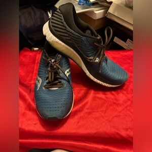 Saucony Men's Black and Blue Athletic Shoes